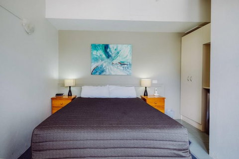 Artesian Spa Motel - Events Australia 14