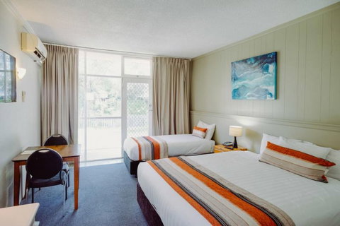 Artesian Spa Motel - Events Australia 17