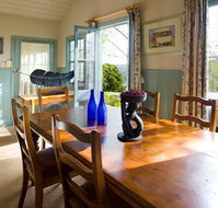 Hilltop Cottage - Daylesford - Accommodation Europe