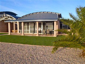 Baird Bay Ocean Eco Apartments - Events Australia 2