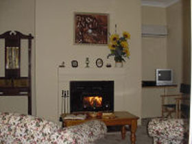 Saunders Gorge Sanctuary - Boundary Cottage - Events Australia 2