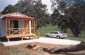 Saunders Gorge Sanctuary - Hideaway Cottage - Events Australia 0