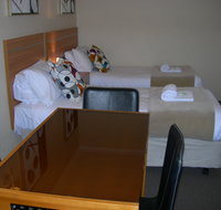 3 Sisters Motel  Cottage - Accommodation Europe