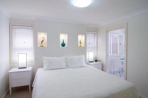 A Mollymook Beach Waterfront - Events Australia 0