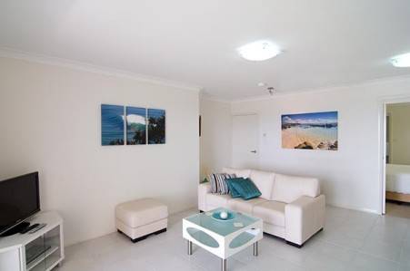 A Mollymook Beach Waterfront - Events Australia 3