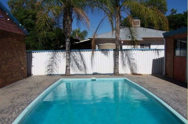Longreach QLD Tourism Bookings