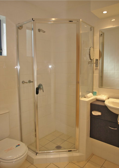 Airolodge International - Accommodation Europe 3