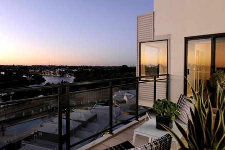 Assured Ascot Quays Apartment Hotel - Events Australia 8