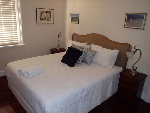 Fremantle Bed And Breakfast - Events Australia 0