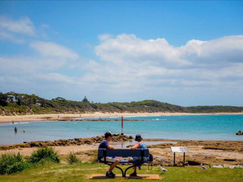 Coasters Retreat - Events Australia 0