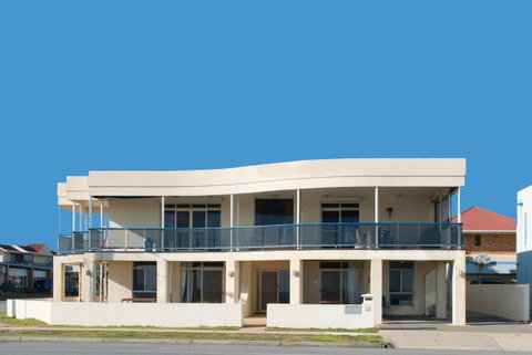 Seaview Sunset Beachfront Apartments - Tourism Bookings 0