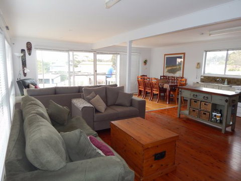 The Ugly Duckling - Events Australia 6