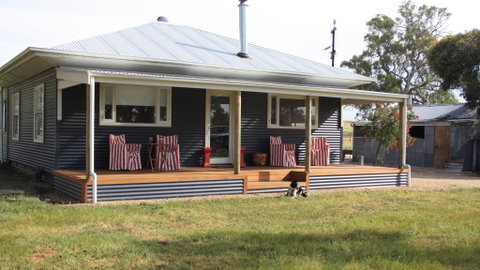 Rabbiter's Hut - Tourism Bookings 0