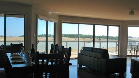 Parrydyse Clayton Bay - Events Australia 4