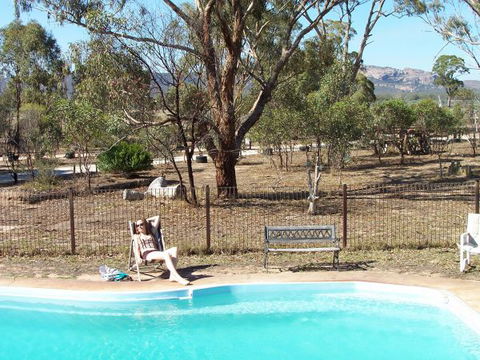 Mt ZERO LOG CABINS  - Tourism Bookings 1