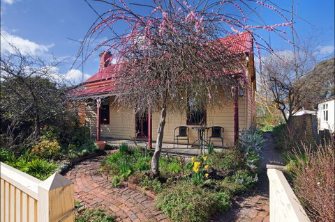 Ripon Cottage - Events Australia 0