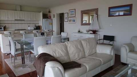 St Helens Beachfront - Events Australia 1