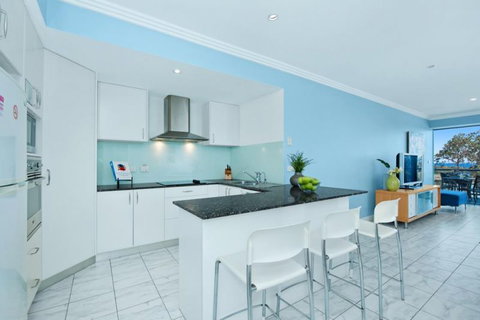 On The Beach Getaway - Events Australia 1