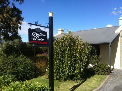 Dalton On The Lake - Events Australia 5