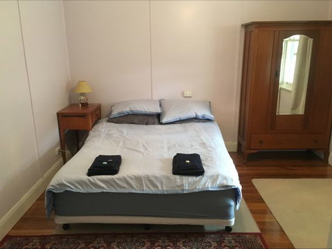 Fred's Place,  Derby - Tourism Bookings 1