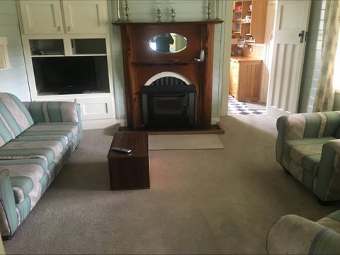 Fred's Place,  Derby - Tourism Bookings 4