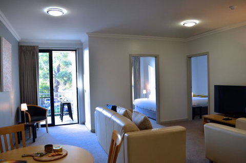 Mansfield Apartments - Events Australia 7