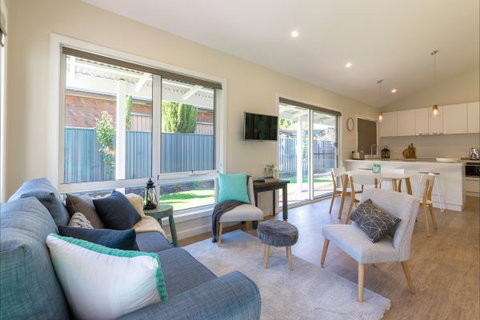 Our Place At Bright - Events Australia 4