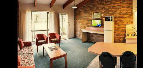 Pinnacle Holiday Lodge - Tourism Bookings 4