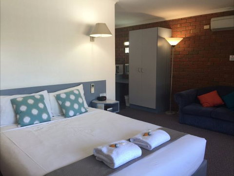 Port Campbell Motor Inn - Events Australia 6