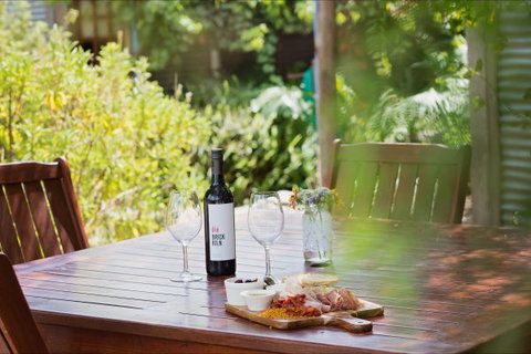 Red Poles Bed And Breakfast - Events Australia 3