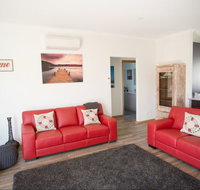 RED FIN part of BLUE FIN HOLIDAY HOMES - Events Australia