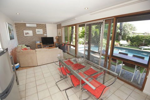Seacove On The Beach - Events Australia 5