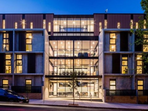 Abercombie Student Accommodation (Summer) - Events Australia 1