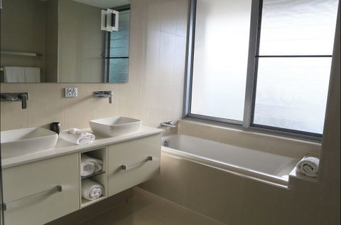 Aqua Aqua Luxury Penthouses - Tourism Bookings 7