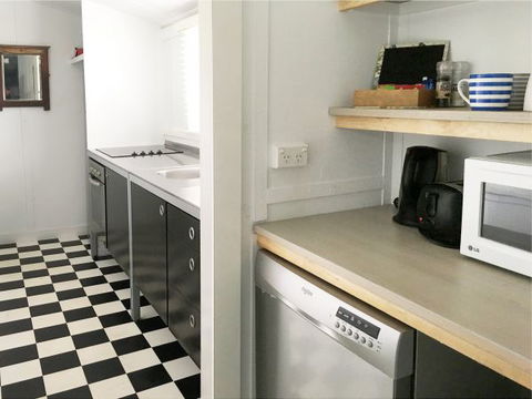 Atlantis Seafarers Cottage - Events Australia 4