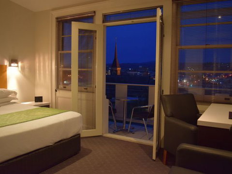 Auldington - Events Australia 1