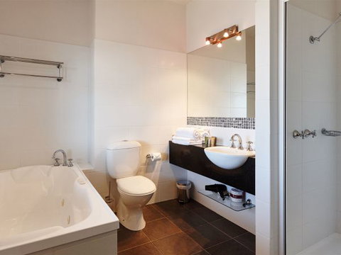 Auldington - Events Australia 4