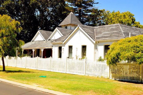 Busselton Bay Motel - Accommodation Europe 0