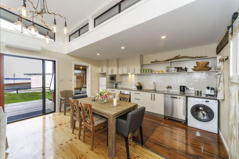 Coastal Pods Wynyard - Events Australia 2