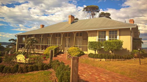 Crown And Anchor Inn - Events Australia 0