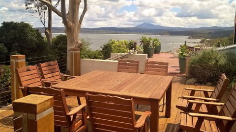 Crown And Anchor Inn - Events Australia 4