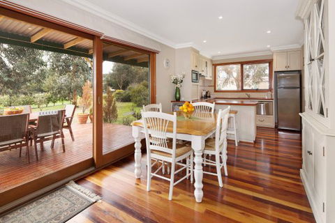 Heatherington Cottage - Events Australia 5