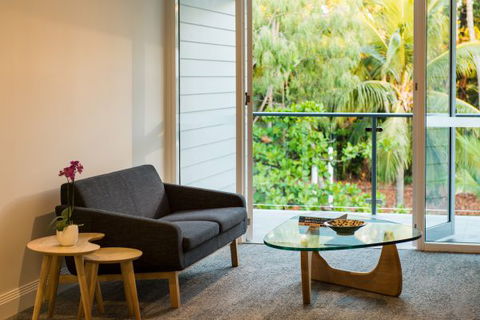 Heart Hotel And Gallery Whitsundays - Tourism Bookings 9