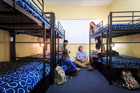Hobart Central YHA - Tourism Bookings 5