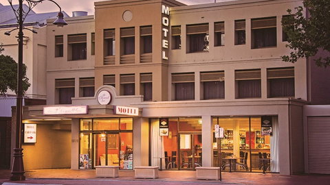 The OConnell Inn - Events Australia 0