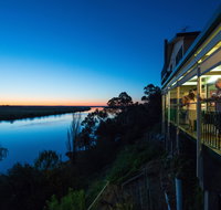 Riverside Hotel