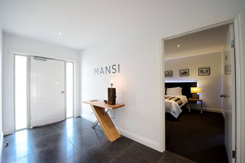 Mansi On Raymond - Events Australia 0