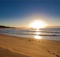 Oaks Apartment at Dee Why Beach - Events Australia