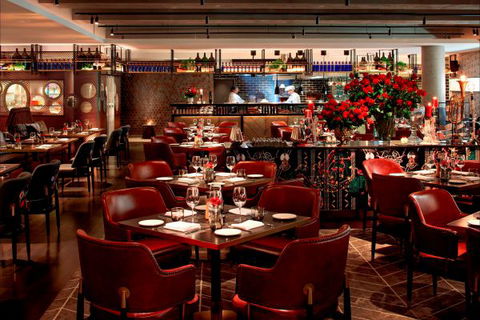 QT Melbourne - Tourism Bookings 1