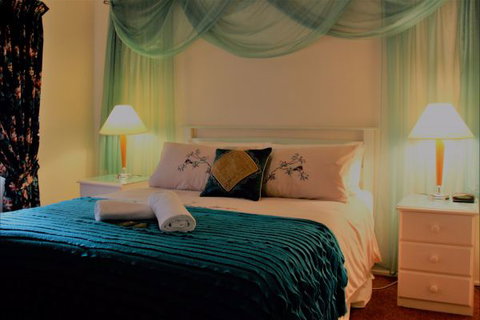 Sundial Holiday Apartments - Tourism Bookings 2